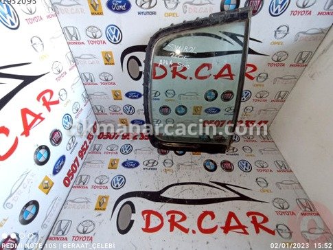 Renault Symbol Cam çıkma parça