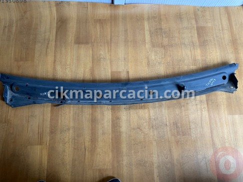 Renault Trafic Ön Cam çıkma parça