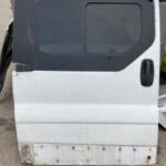Renault Trafic Sağ Sürgülü Kapı çıkma parça - DR CAR OTO ÇIKMA PARÇA Adana