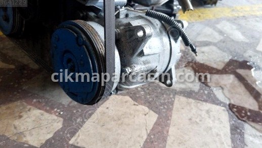 Renault Captur Klima Kompresörü çıkma parça