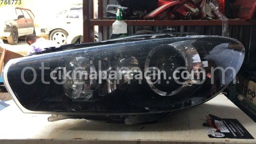 Volkswagen Scirocco Sağ Ön Far çıkma parça