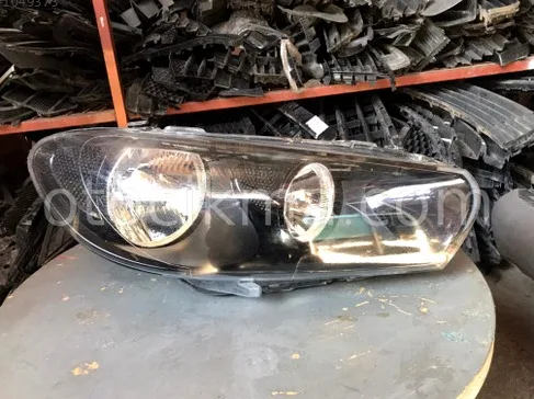 Volkswagen Scirocco Sağ Ön Far çıkma parça - Bulut Otomotiv Orjinal Çıkma ve Yedek Parça İzmir