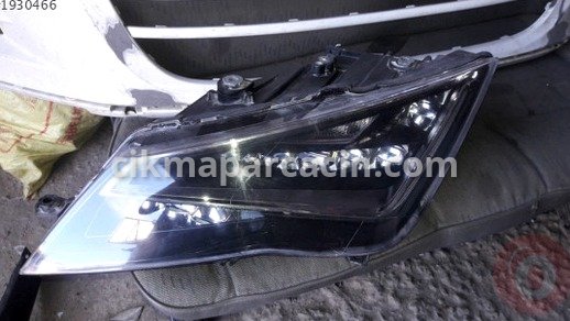 Seat Leon Sağ Ön Far çıkma parça
