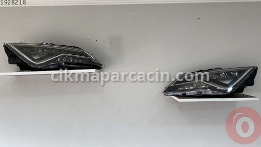 Seat Leon Sağ Ön Far çıkma parça
