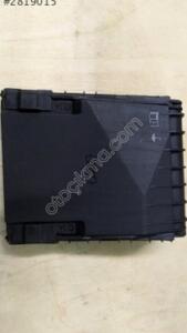 Sigorta Üst Kapagi Jetta Golf Caddy 1K0937132F