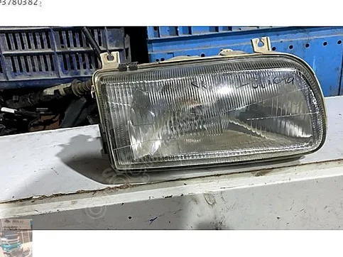 Skoda Fabia Sağ Ön Far çıkma parça - Bulut Otomotiv Orjinal Çıkma ve Yedek Parça İzmir