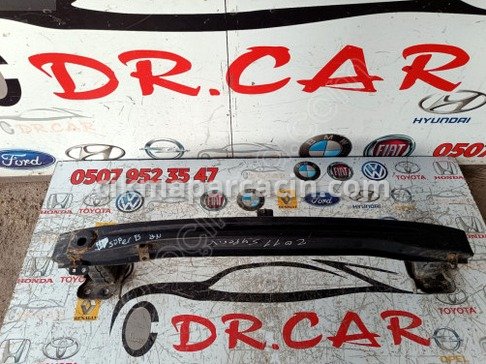 Skoda Superb Ön Tampon Demiri çıkma parça