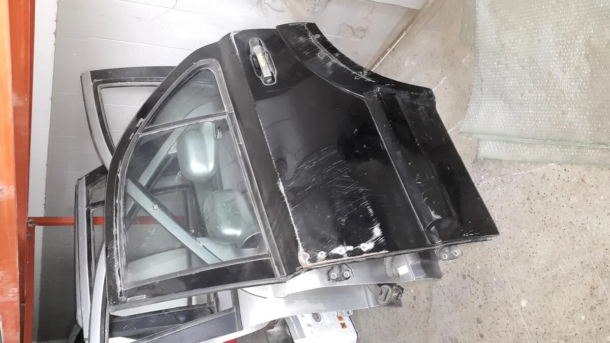 Kia Sorento Sol Arka Kapı çıkma parça - DR CAR OTO ÇIKMA PARÇA Adana