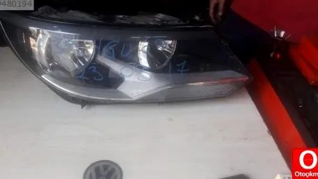 Volkswagen Tiguan Sol Ön Far çıkma parça - Bulut Otomotiv Orjinal Çıkma ve Yedek Parça İzmir