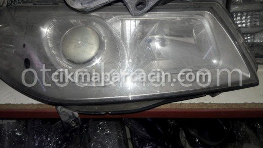 Volkswagen Touareg Sağ Ön Far çıkma parça