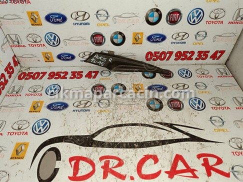 Toyota Auris Ön Cam çıkma parça