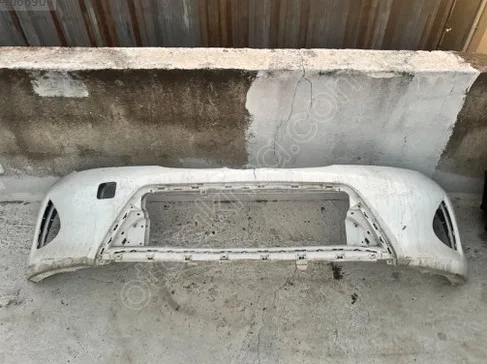 Toyota Auris Ön Tampon çıkma parça