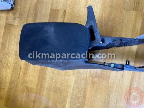 Toyota Auris Orta Konsol çıkma parça