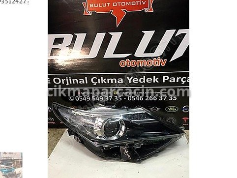 Toyota Auris Sağ Ön Far çıkma parça