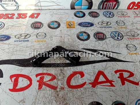 Toyota Corolla Tampon Braketi çıkma parça