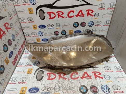 Toyota Corolla Sağ Ön Far çıkma parça