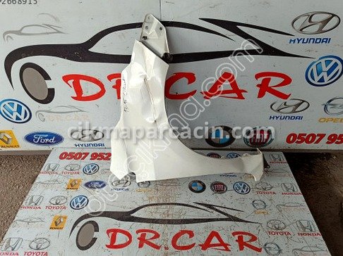 Toyota Corolla Sağ Ön Çamurluk çıkma parça