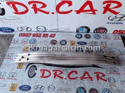 Toyota Corolla Ön Tampon Demiri çıkma parça