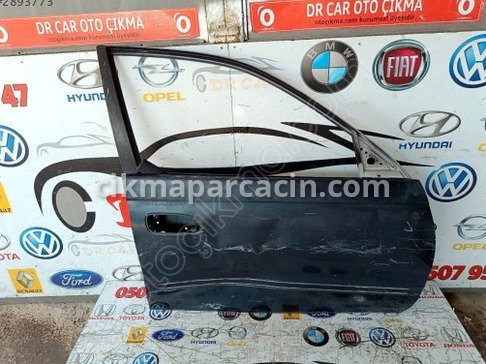 Toyota Carina Sağ Ön Kapı çıkma parça