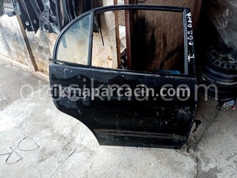 Toyota Corona Sağ Arka Kapı çıkma parça
