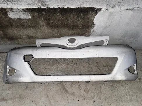 Toyota Yaris Ön Tampon çıkma parça