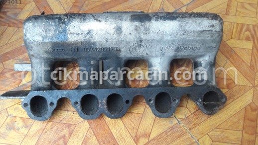 Volkswagen Transporter Emme Manifoldu çıkma parça
