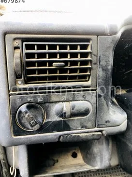 Volkswagen Transporter Hava Filtresi çıkma parça - Bulut Otomotiv Orjinal Çıkma ve Yedek Parça İzmir