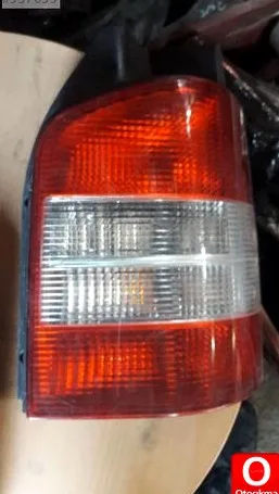 Volkswagen Transporter Sol Ön Far çıkma parça - Bulut Otomotiv Orjinal Çıkma ve Yedek Parça İzmir