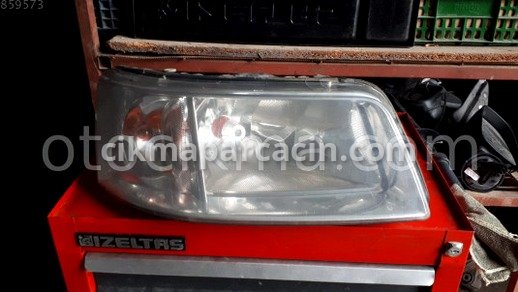 Volkswagen Transporter Sağ Ön Far çıkma parça