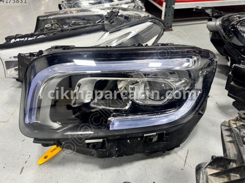 Mercedes-Benz CLA çıkma parça