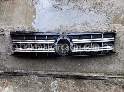 Volkswagen Amarok Panjur çıkma parça