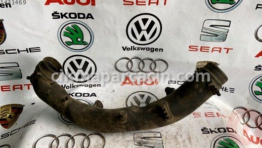 Volkswagen Caddy Turbo Borusu çıkma parça