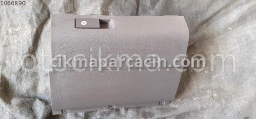 Volkswagen Caddy Torpido Kapağı çıkma parça
