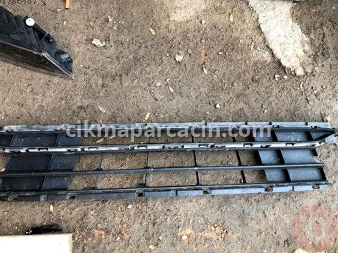 Volkswagen Caddy Tampon Izgarası çıkma parça