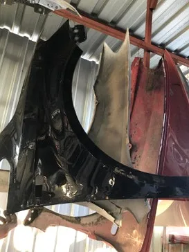 Volkswagen Caddy Sol Ön Çamurluk çıkma parça - Bulut Otomotiv Orjinal Çıkma ve Yedek Parça İzmir
