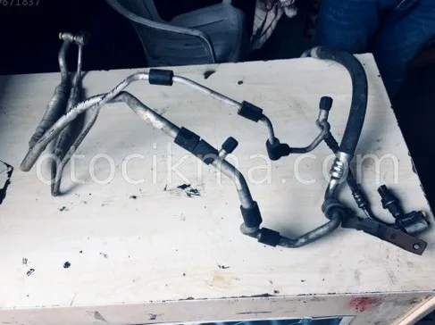 Volkswagen Caddy Klima Boruları çıkma parça - Bulut Otomotiv Orjinal Çıkma ve Yedek Parça İzmir