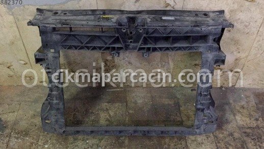 Volkswagen Caddy Ön Panel çıkma parça