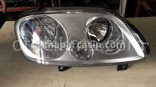 Volkswagen Caddy Sağ Ön Far çıkma parça