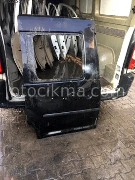 Volkswagen Caddy Sağ Sürgülü Kapı çıkma parça - Bulut Otomotiv Orjinal Çıkma ve Yedek Parça İzmir