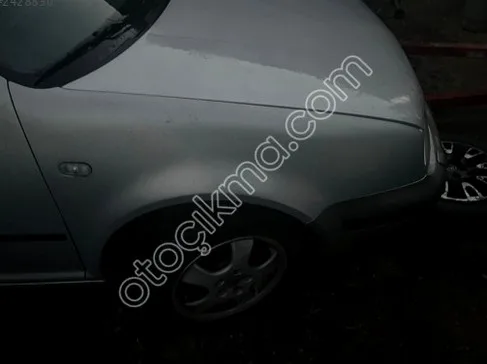 Volkswagen Golf Sağ Ön Kapı çıkma parça - Bulut Otomotiv Orjinal Çıkma ve Yedek Parça İzmir