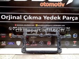 Volkswagen Golf 4 İçin Çıkma Ön Panel Satışı | ÇIKMA PARÇA