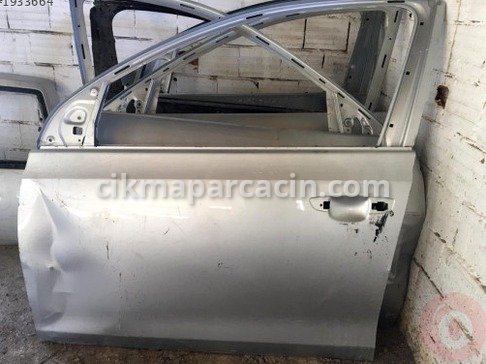 Volkswagen Golf Sol Ön Kapı çıkma parça