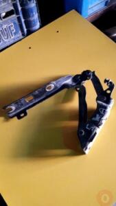 VOLKSWAGEN GOLF 6 SAĞ KAPUT MENTEŞESİ 5k0823302c ORJİNAL PAR | ÇIKMA PARÇA
