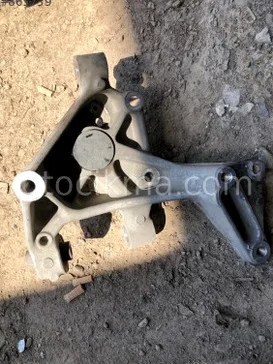 Volkswagen Golf Klima Kompresörü çıkma parça - Bulut Otomotiv Orjinal Çıkma ve Yedek Parça İzmir