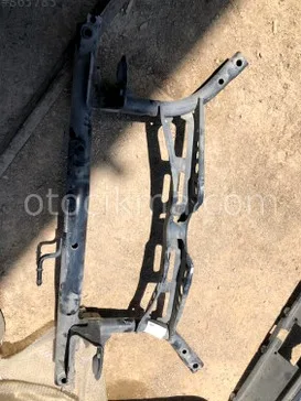 Volkswagen Golf Travers çıkma parça - Bulut Otomotiv Orjinal Çıkma ve Yedek Parça İzmir