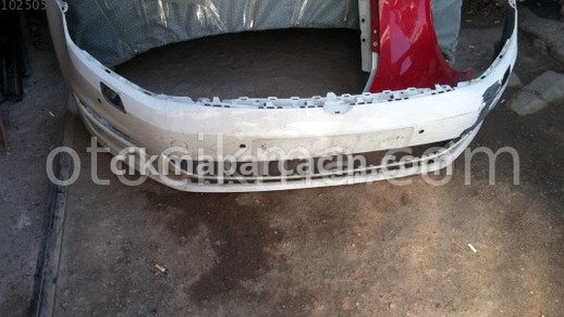 Volkswagen Golf Ön Tampon çıkma parça