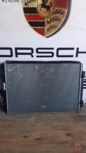 VOLKSWAGEN GOLF 7 RADYATÖR 5Q121251GL ORJİNAL ÇIKMA PARÇA | ÇIKMA PARÇA