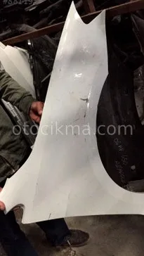 Volkswagen Golf Sağ Ön Çamurluk çıkma parça - Bulut Otomotiv Orjinal Çıkma ve Yedek Parça İzmir