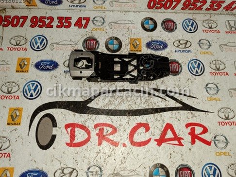 Volkswagen Golf Sağ Ön Kapı çıkma parça