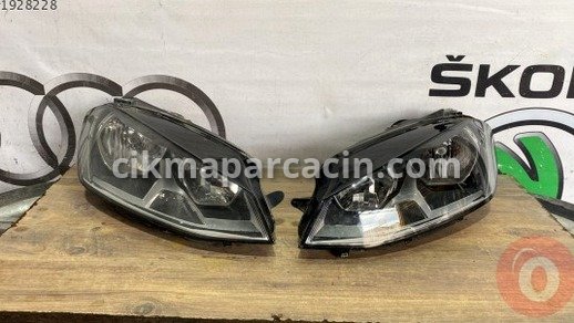 Volkswagen Golf Sağ Ön Far çıkma parça